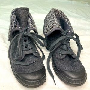 Gray Felt Rocket Dog Ankle Boots Size 5